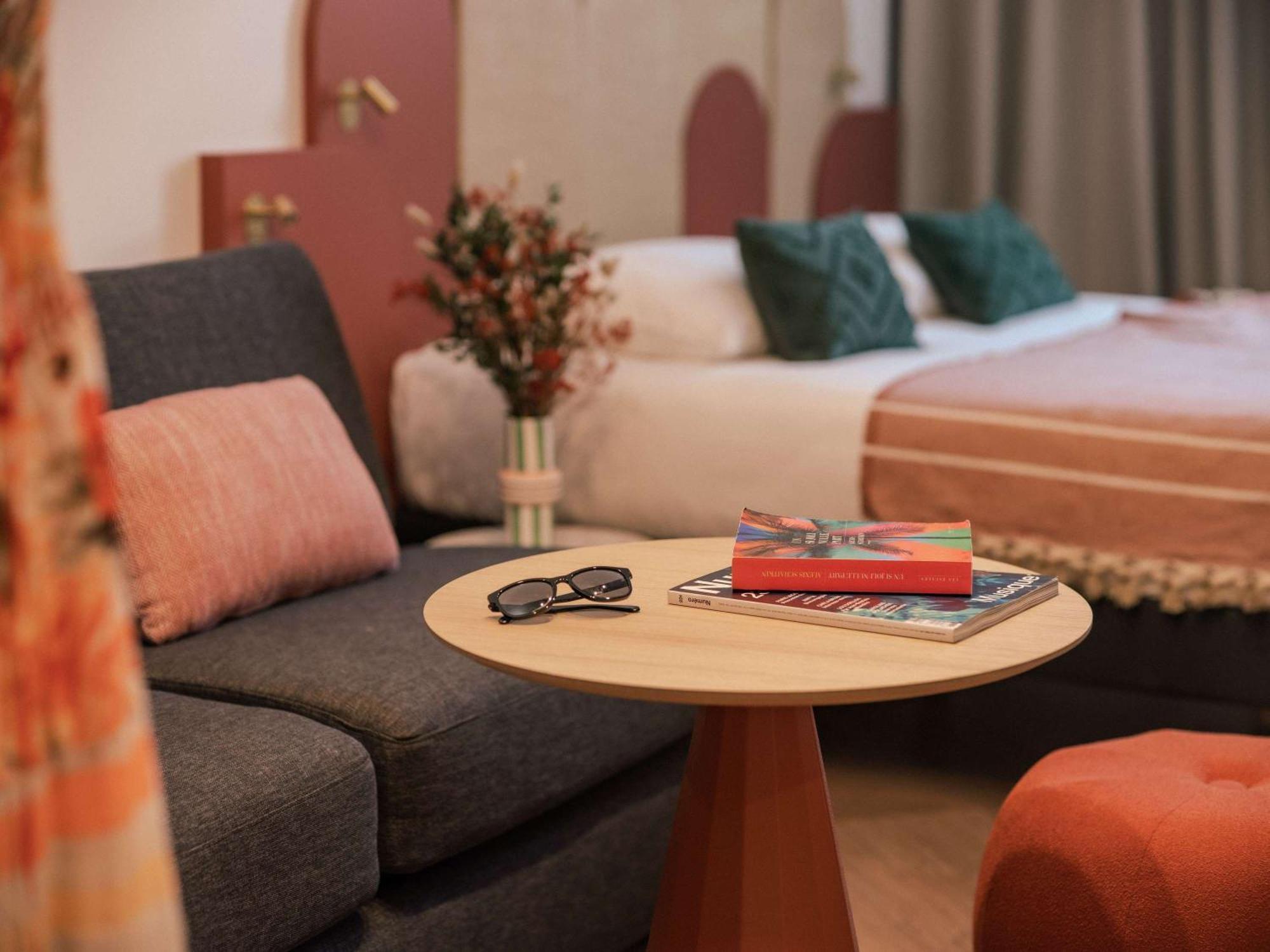 Ibis Styles Sevilla City Santa Justa Exterior photo