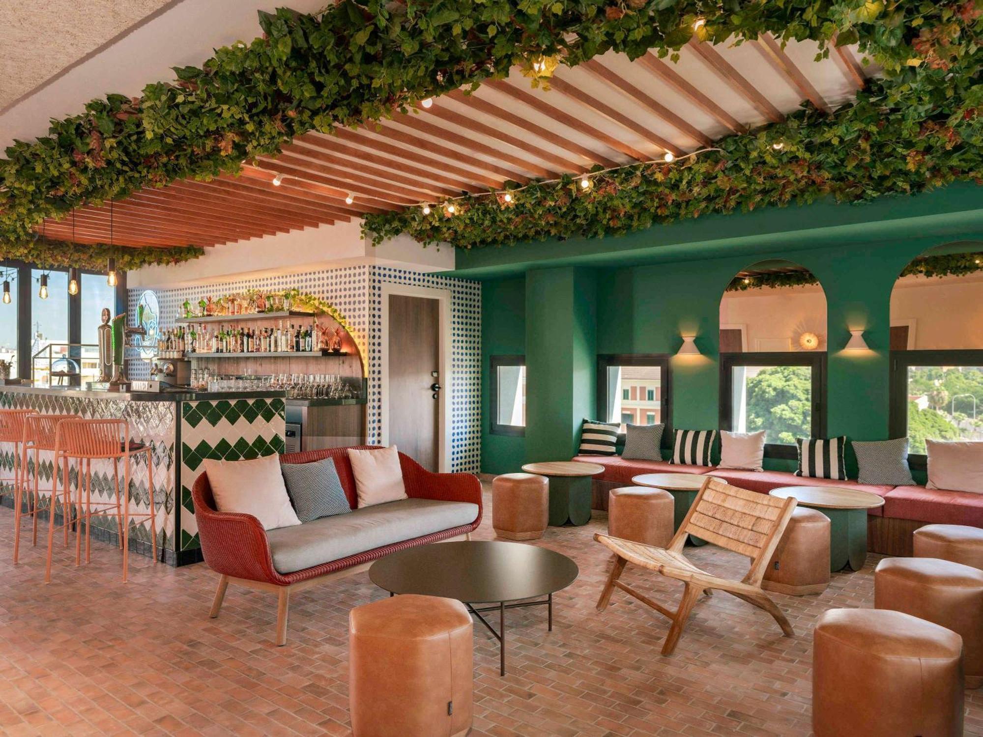 Ibis Styles Sevilla City Santa Justa Exterior photo